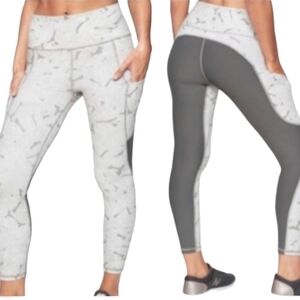 Athleta | Women's White Palm Up for Anything Cropped Leggings (Size Small)